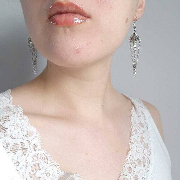 Gothic long dangly pointy spike silver earrings - Picture 5 of 8